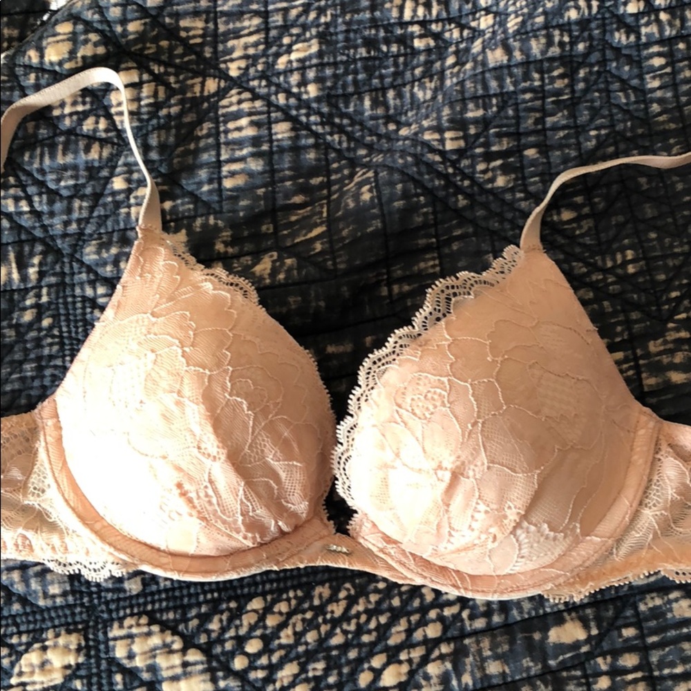 VS Fabulous push up bra 32B light rose pink lace